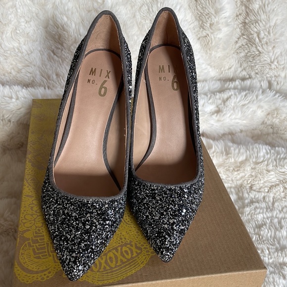 Gorgeous heels - Picture 3 of 9